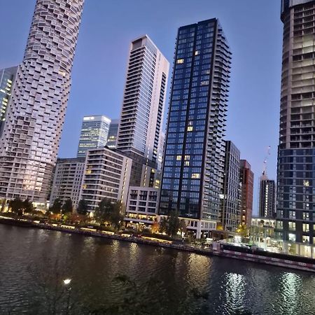 Canary Wharf View Apartments Лондон Екстериор снимка
